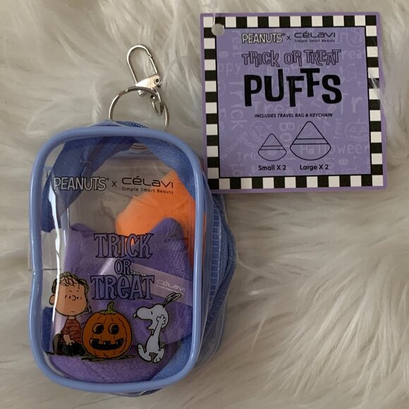 CELAVI X PEANUTS Snoopy Travel Cosmetic Puffs with Keychain Case - Picture 1 of 3